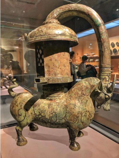 光明之灯东汉错银铜牛灯
