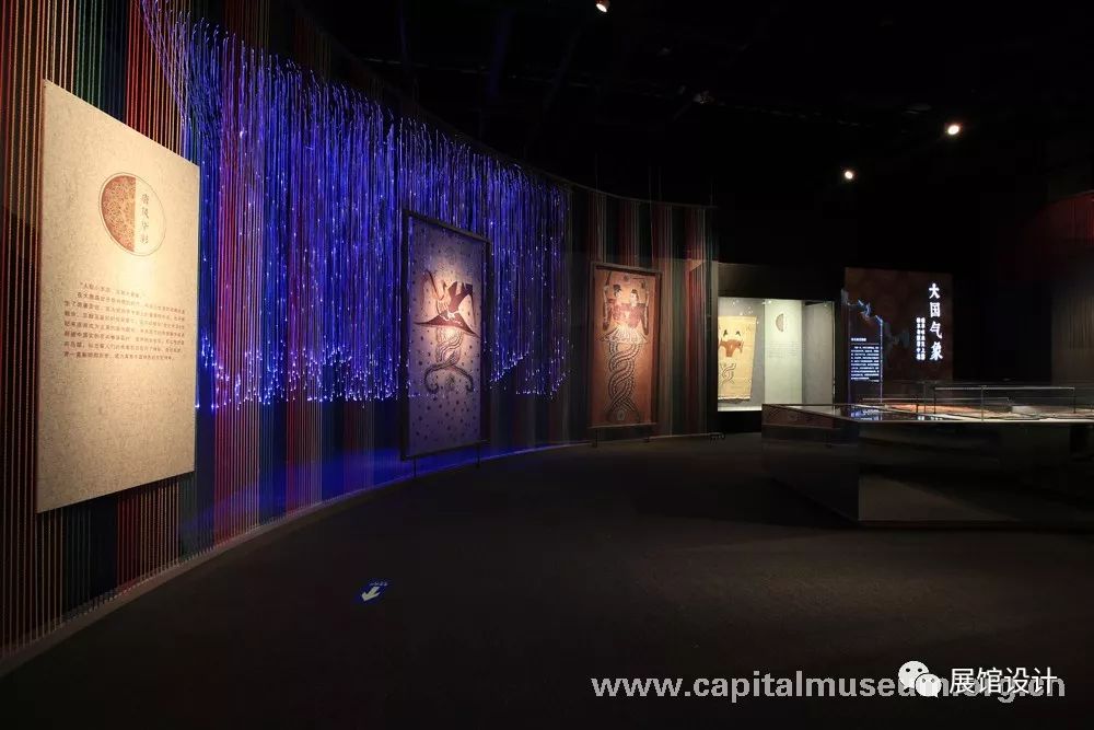 首都博物馆“锦绣中华——古代丝织品文化展”的“精丽华贵”展陈设计-搜狐大视野-搜狐新闻