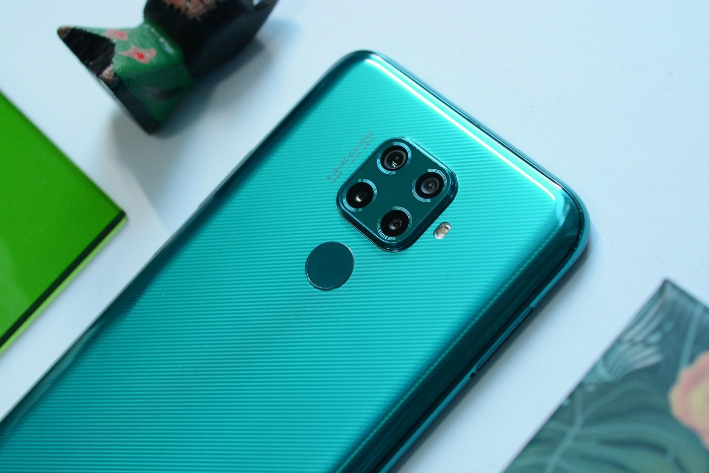 双十二再度大卖 "硬核"华为nova 5z红得有道理_年轻人