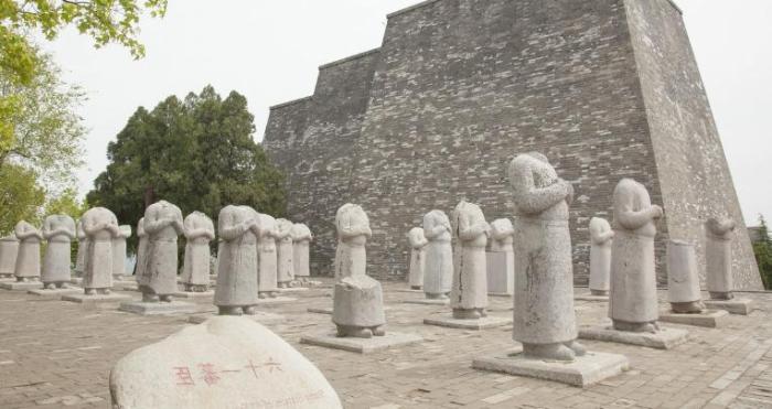 武则天的乾陵没人盗过这些无头石像是怎么回事今天终于明白了