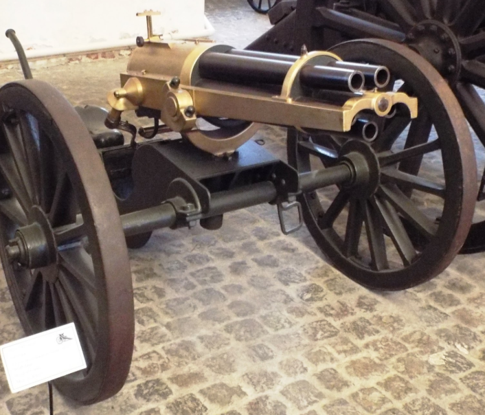 原创法式的清奇脑洞19世纪的哈奇开斯转管炮