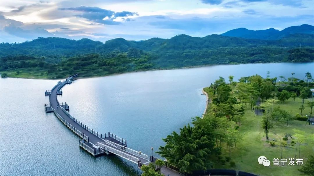 普宁寒妈湖你从未见过的美丽