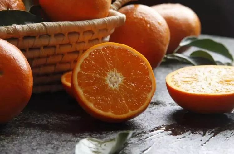 特产推荐桂阳本地玫瑰香柑现摘现送超值抢购让你吃到爽