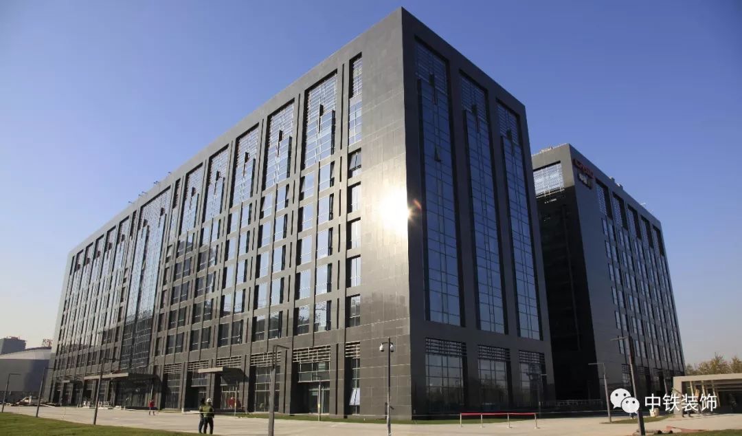 践行品质铁建一年捧回11项大奖