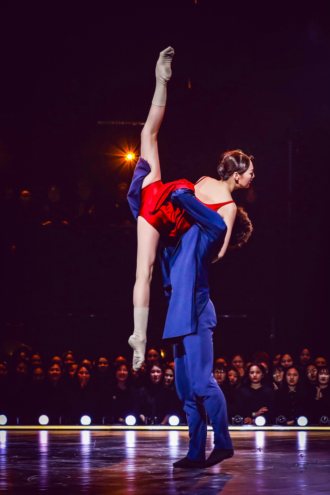 《舞蹈风暴》本周迎激烈半决赛 丁薇助阵辽芭首席释放心底最珍贵情感