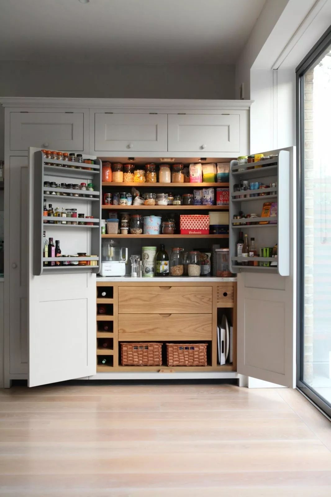 厨房多功能储物柜吃货们的最爱