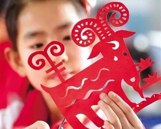 剪纸diy丨一起来动手制作多彩的剪纸吧