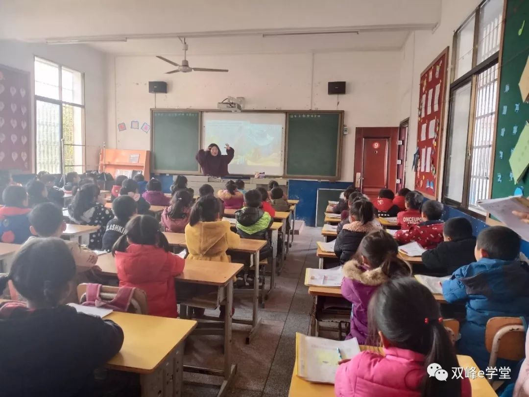 全国人大代表王怀军带队来沙塘乡中心小学观摩阅读