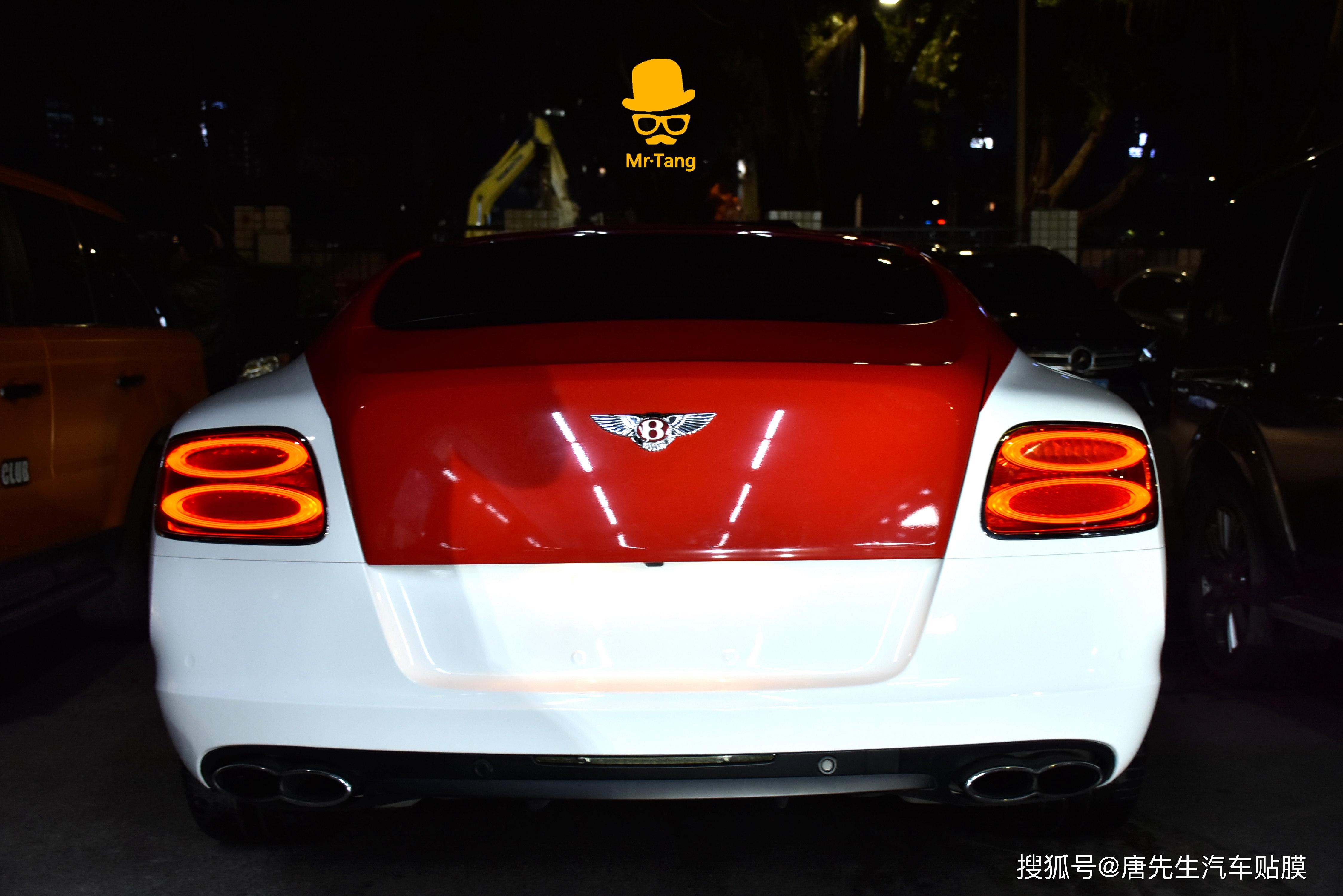 宾利欧陆改色贴膜双拼色,白的皎洁,红的艳丽.别样雅致,清新脱俗!