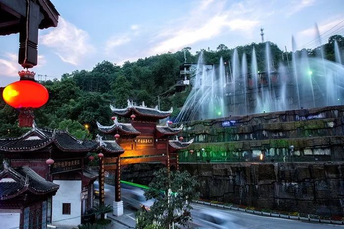 出游| 跟着这份游玩指南,带你领略铜仁风土人情_石阡县