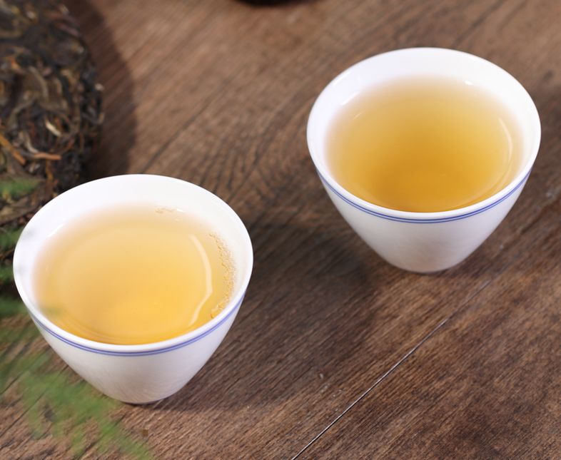 总结普洱生茶茶汤的常见颜色