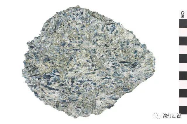 quartzite翡翠片岩emerald schist混合巖migmatite黑雲母片麻岩