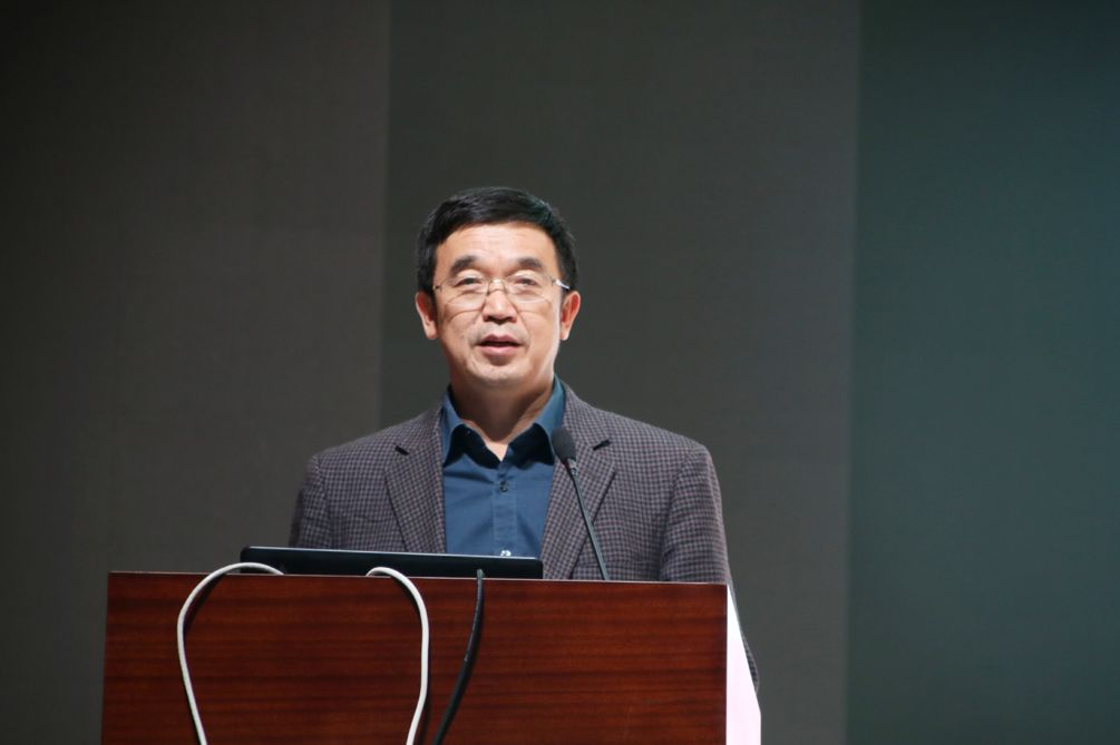 此次活动由共青团长沙学院委员会,长沙学院教务处,长沙学院学生工作部
