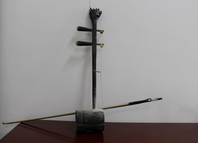 枣梆属于梆子系统板腔变化体剧种,有着丰富的板式和曲牌,主要伴奏乐器