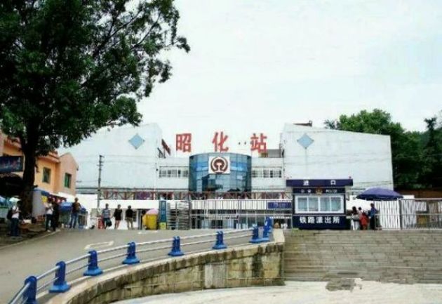 太厉害了广元不仅县县通高速还县县通高铁