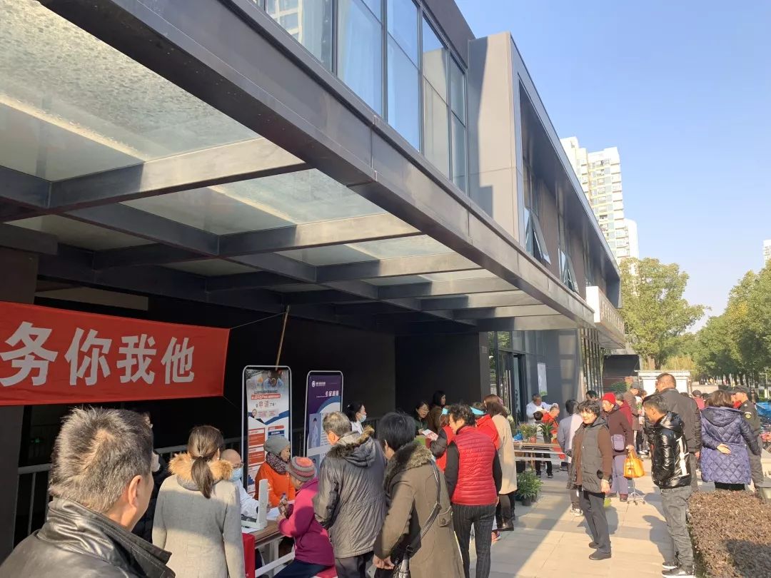 【美丽行动】嘉定新城(马陆镇)开设便民集市 服务社区居民