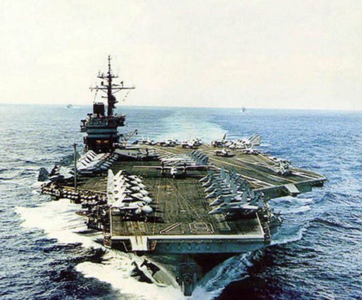 不可轻视的对手实拍美军最后退役的常规动力航母