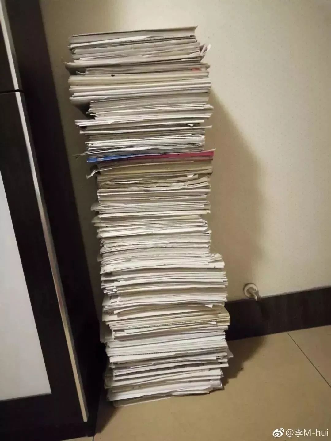 一张"从小到大做过的试卷"图引发回忆杀:告诉孩子,谁都是努力拼搏过来