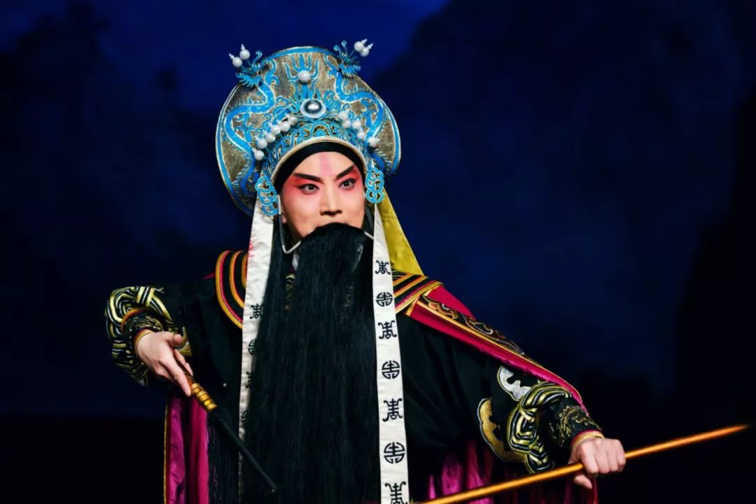 反腐倡廉题材新编历史京剧《闯王进京》走进市委党校