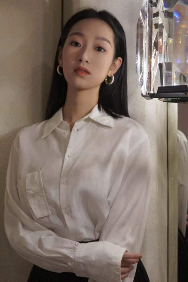 电影《早安公主》首映 麦童演绎"不完美青春"