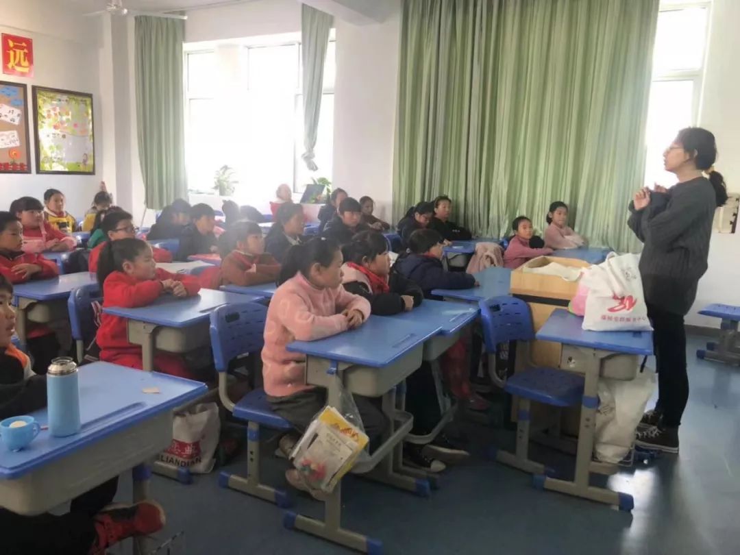 鹿城党群区域联动在上戍小学开展社会主义核心价值观平等主题活动