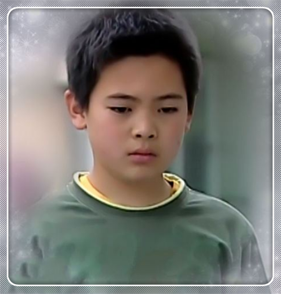 同样可以召唤帝皇侠,向阳10岁,而他却已超过千岁