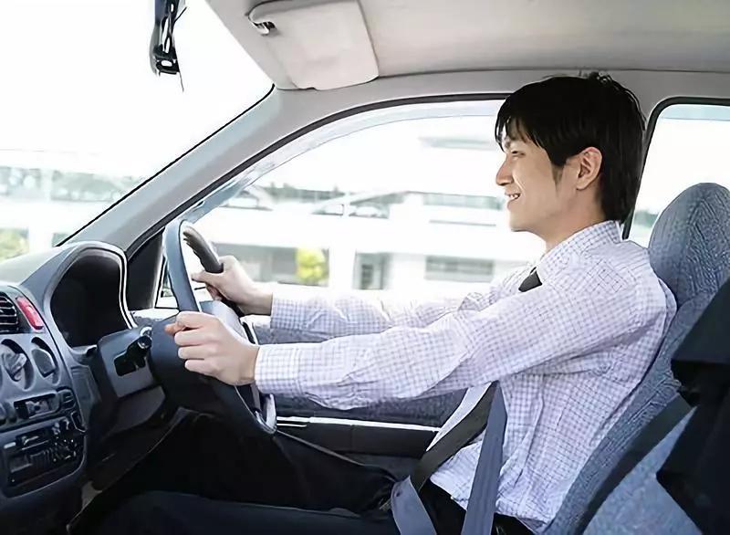 日本人照片开车图片