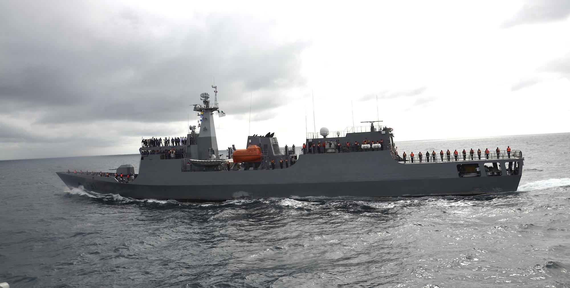 恐怖组织,尼日利亚海军在2012年向我国订购了2艘p18n型近海巡逻舰