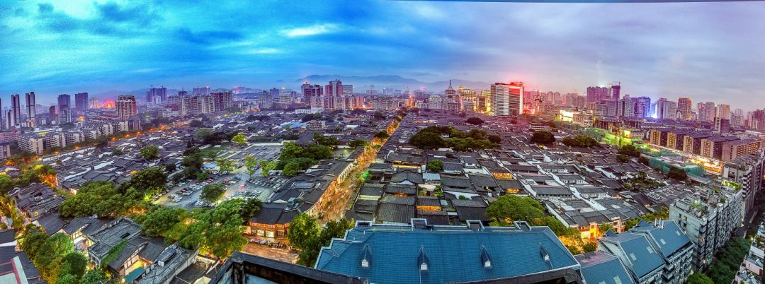 带你重新认识这片三坊七巷呈现他们眼中的最美坊巷他们将会以旅行达人