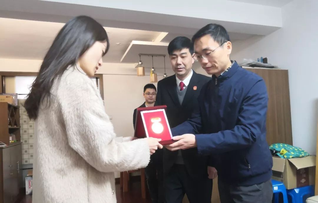 席卷黑恶追记席伟