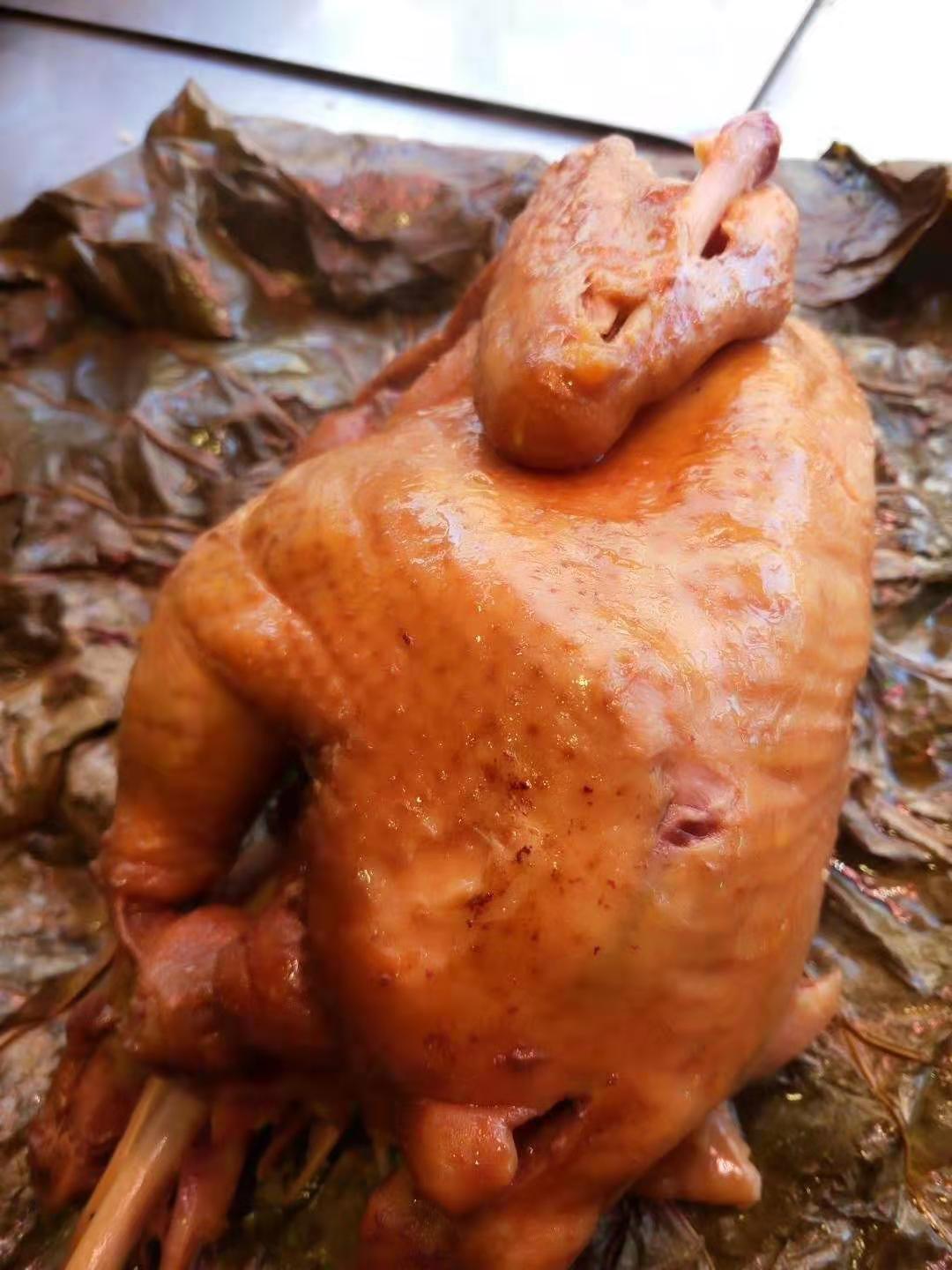 做鸡摸着门道了专访遥品叫花鸡创始人张新春