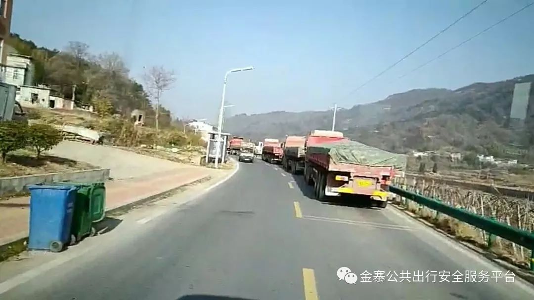 经常会发生各类道路交通事故事件.