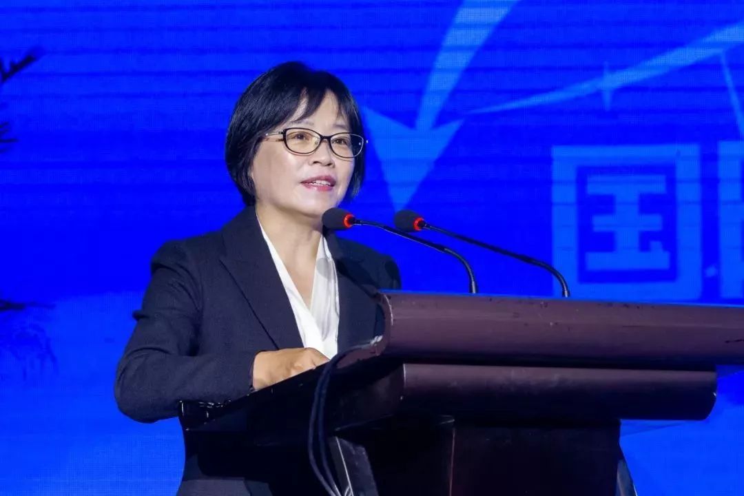 许桂清代表市委市政府致辞.