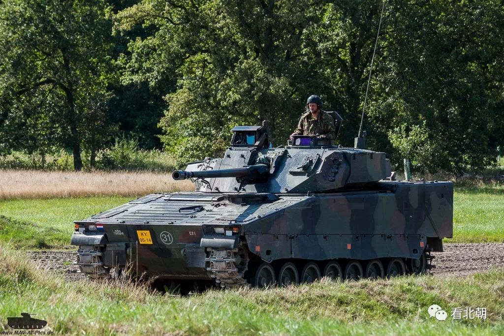 北欧系武器的经典之作——荷兰陆军的cv90步兵战车图集