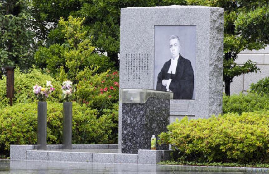 東京審判中,此人主張釋放25名日軍戰犯,靖國神社還為他立碑