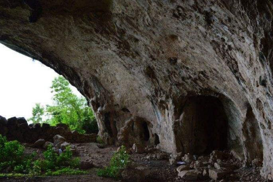 安顺:山腰上的灿烂明珠——普定穿洞古人类文化遗址