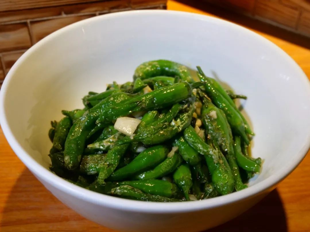 500块一公斤的湖南辣椒在线吃,这可能是佛山街最地道湖南菜馆,还有50