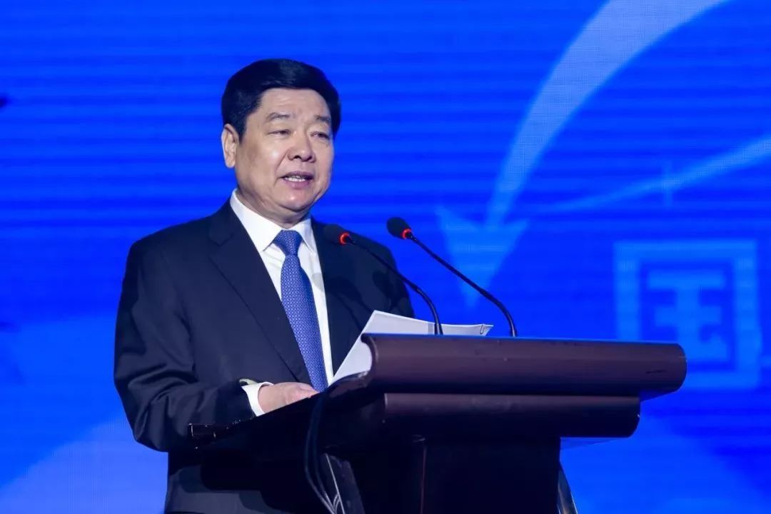 许桂清代表市委市政府致辞.