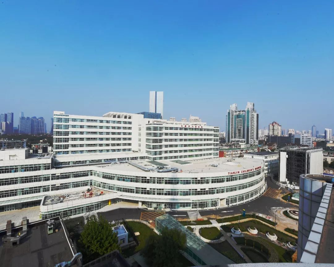 连日来,市儿童医院北辰龙岩院区和河西马场院区门急诊总量已经过万.