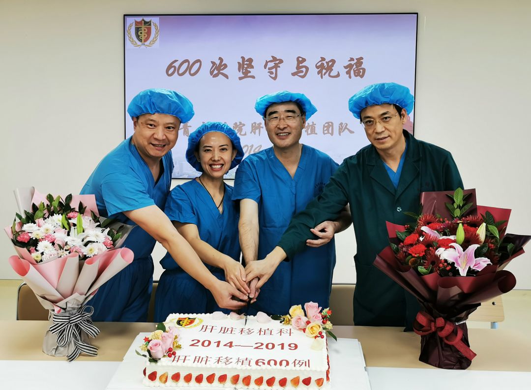 风险最大的腹部外科手术之一,每一台肝移植手术的背后,都凝聚了臧运金