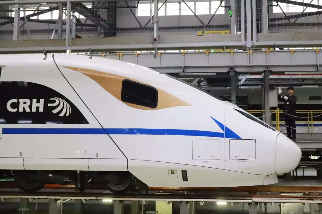 crh380d型和諧號動車組擔當運輸