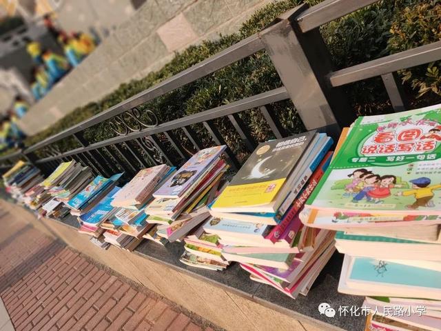 怀化市人民路小学“公益小天使”授牌仪式(图9)