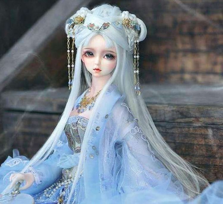 全球最贵娃娃上百万一个,比女性机器人还逼真,贫穷限制了想象力