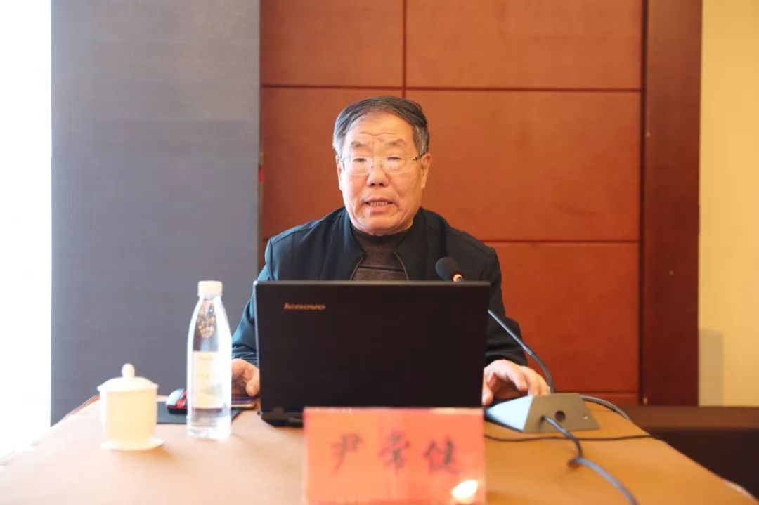 尹常健教授《承载起建设一支强大的基层中医药队伍的光荣使命》谭 波