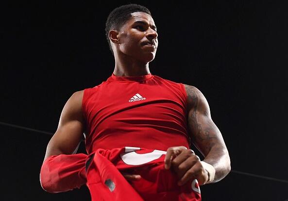 曼联两代前锋对比,拉什福德进攻数据完胜c罗!能否复制c罗传奇?