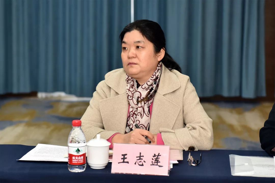 带领泰安市妇幼保健院副院长张爱华,山东省妇幼保健院产科主任傅椒镲