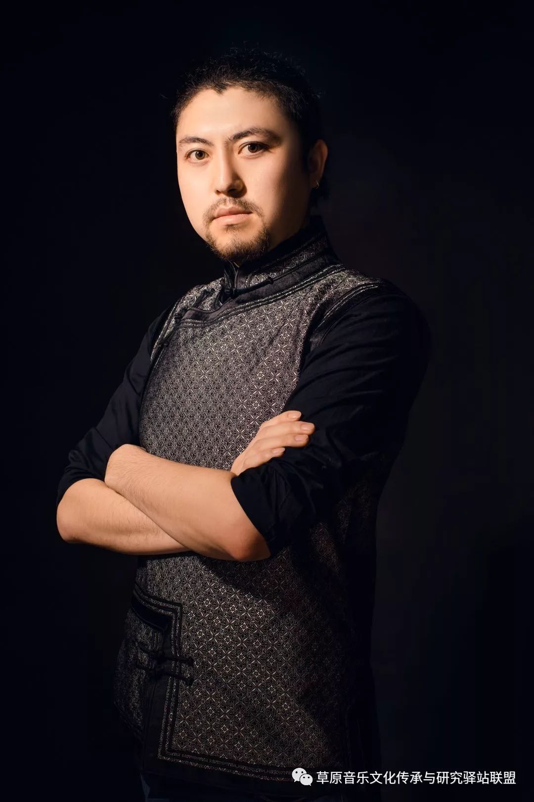 乌兰牧骑主题系列音乐会专题九雏鹰展翅2016级安达班江嘎组合专场音乐