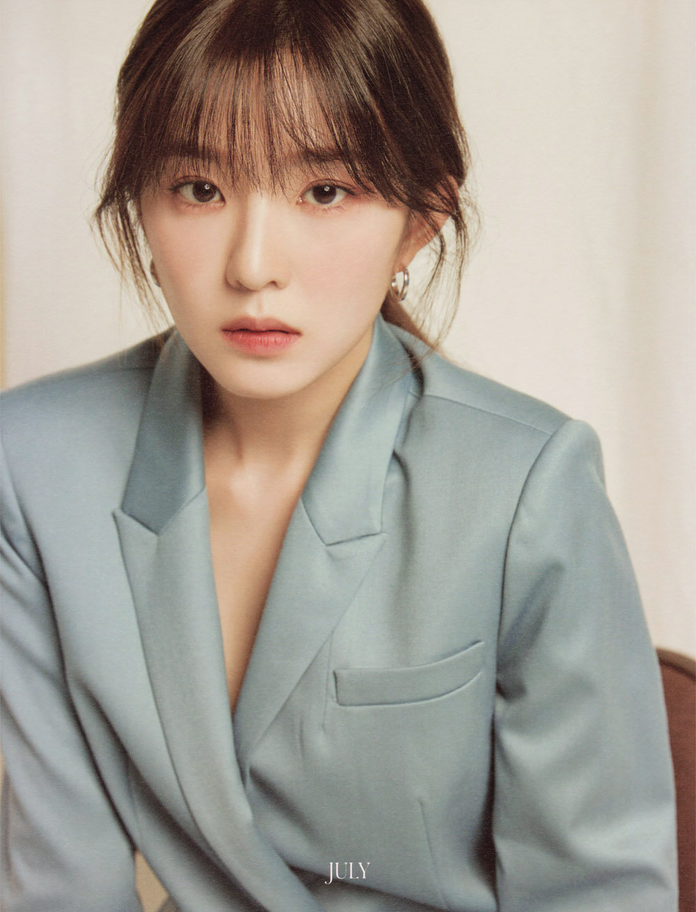 西装裴总谁不可以!裴珠泫就是撩人的存在!