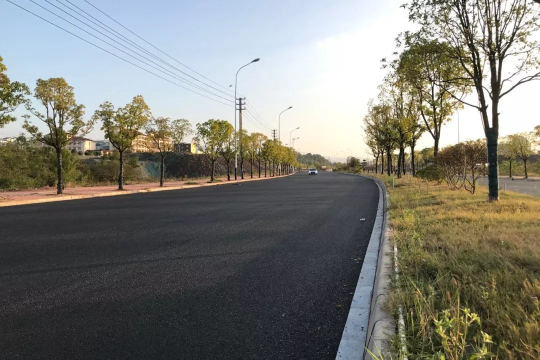 主要建设内容和规模:南起杨仙大道,北至城南大道,全长约470米,宽35