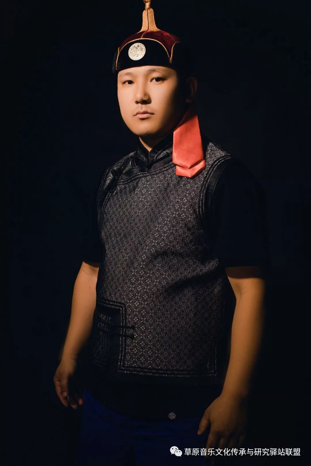 乌兰牧骑主题系列音乐会专题九雏鹰展翅2016级安达班江嘎组合专场音乐